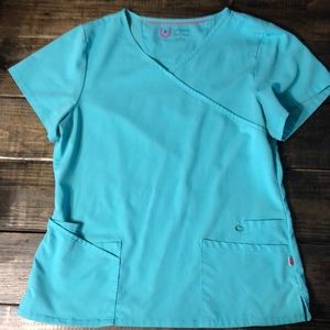 Urbane scrubs